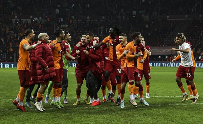 Galatasaray galibiyetleri seriye bağladı