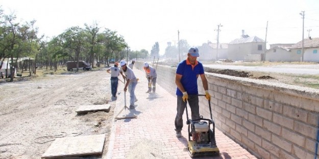 Karatay’da Parke Ve Bordür Kaplama Çalişmalari