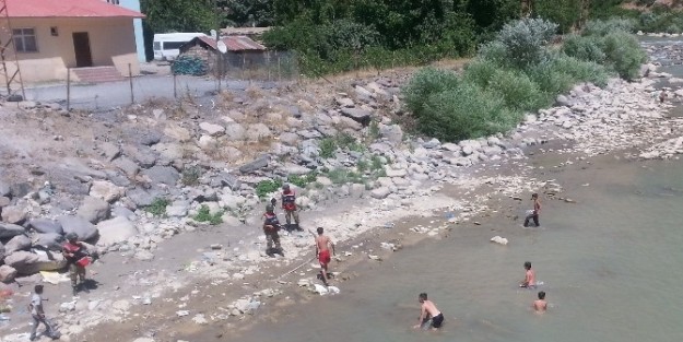 Jandarmadan Suda Boğulmalara Karşı Önlem