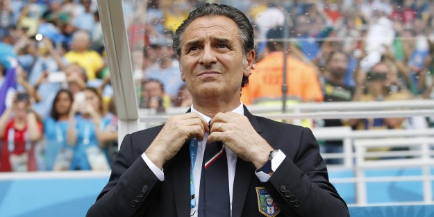 Prandelli kaçtı mı?