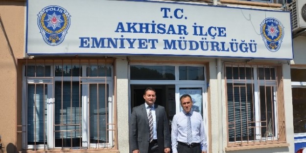 Akhisar'in Müdürü Demiray, Görevini Altınok’a Devretti