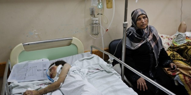 İsrail, hastaneyi bombaladı!