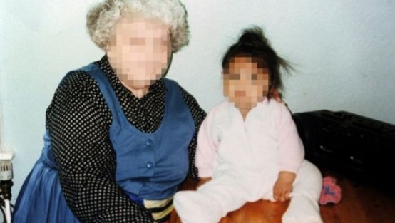 Annesi onu 5 yaşından beri erkeklere satıyor!