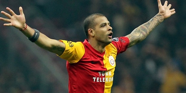 Felipe Melo'ya sürpriz karar!
