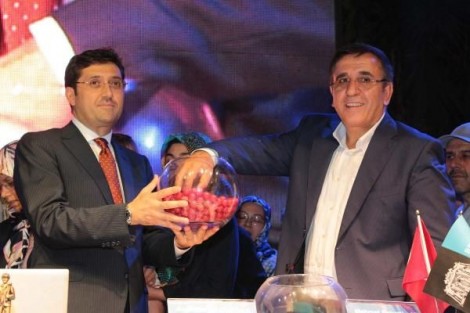 Soma'da ev çekilişinde yemek krizi