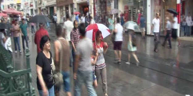 İstanbul'u yağmur serinletti