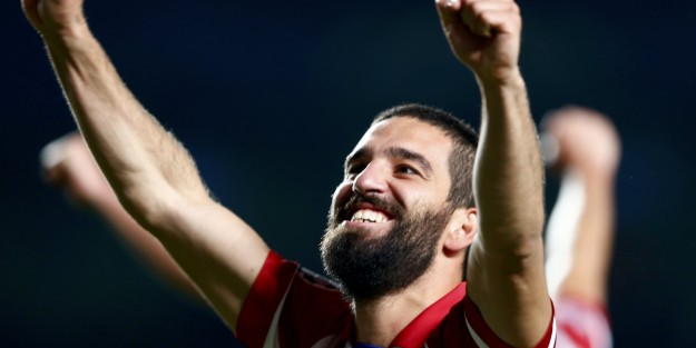 Kırmızı Şeytanlar Arda Turan'ın peşinde!