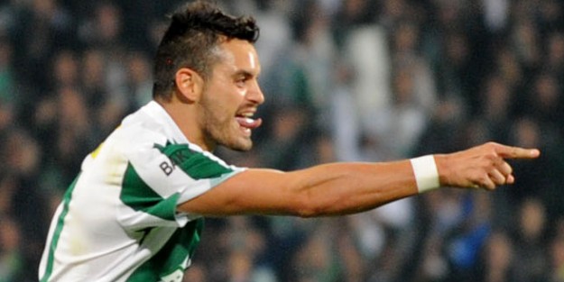 Bursaspor Pinto'nun sözleşmesini feshetti