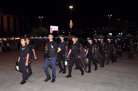 Bağcılar'da hava destekli operasyon!