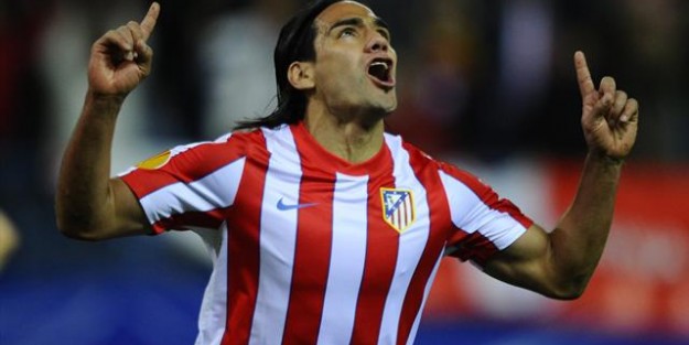 Real Madrid Falcao'nun peşinde!
