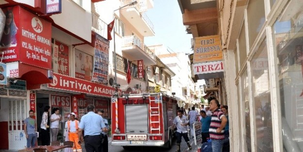 Nazilli'de Baca Yangını Korkuttu