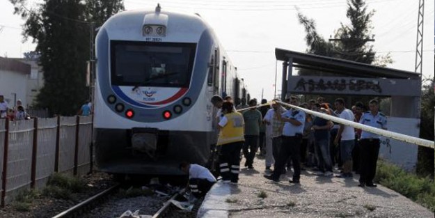 Raylarda feci şekilde can verdi!