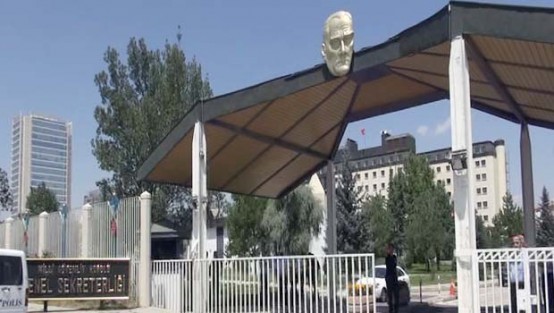 MGK'da silah sesleri