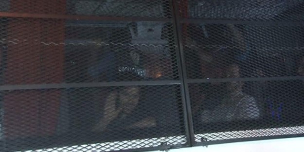 Tutuklanan polisler Metris'te