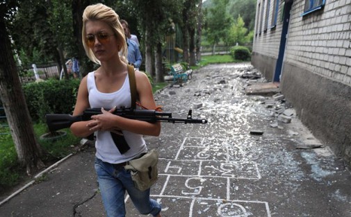 Rusya yanlısı kadının bu fotoğrafı tepki topladı!