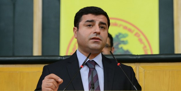 Demirtaş'tan kahkaha eleştirisi