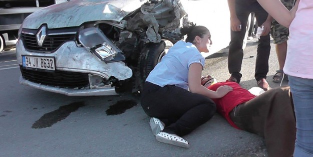 Zincirleme trafik kazası: 18 yaralı