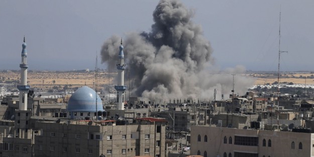 Gazze'de ölü sayısı bin 422'ye çıktı