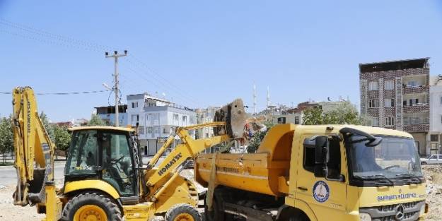 Şahinbey’de Boş Arsalar Temizleniyor
