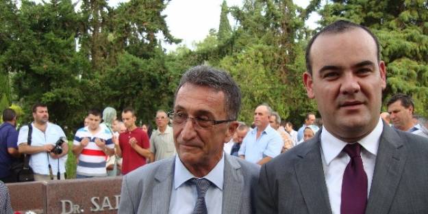 Başkan Saka, Sadık Ahmet’i Anma Etkinliklerine Katıldı