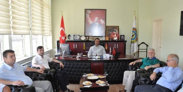 Milletvekili Ziyaeddin Akbulut’dan Malkara Belediye Başkanı Yurdakul’a Nezaket Ziyareti