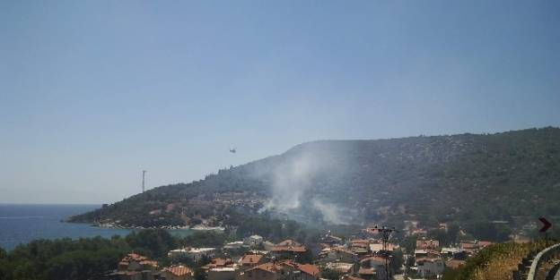 Selçuk-kuşadası Sınırında Korkutan Yangın