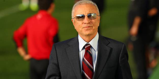 Ünal Aysal'dan transferle ilgili şok açıklama!