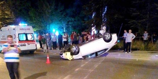 Çankiri'da Otomobil Takla Attı: 3 Yaralı