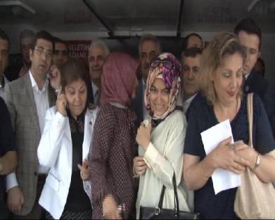 Bakan yağmur mağduru oldu!