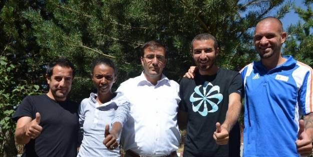Çintimar’dan Milli Atletlere Ziyaret