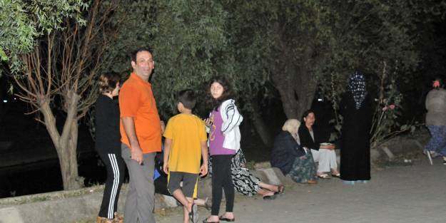 Yalovalılar geceyi dışarda geçirdi
