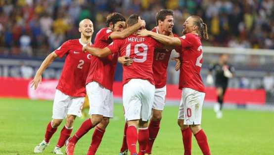 A Milli Takım'a 3 sponsor birden