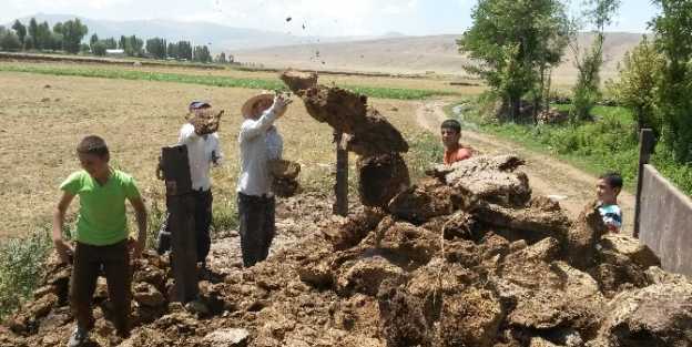 Bitlis’te Kışlık Yakacak Telaşı