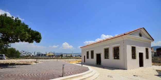 İzmir Büyükşehir Belediyesi Kilise Restore Etti
