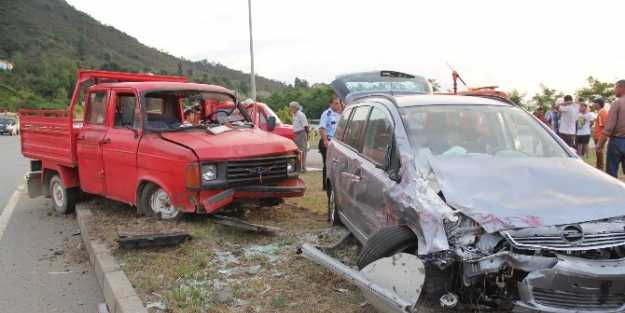 Giresun’da Trafik Kazası:  7 Yaralı