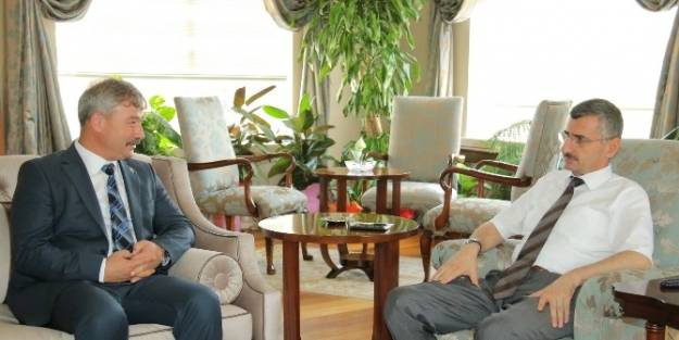 Başkan Yaralı’dan Vali Bektaş’a Ziyaret