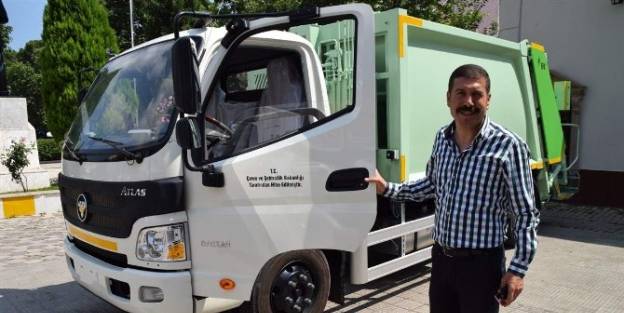 Sındırgı Belediyesi'ne Yeni Çöp Aracı