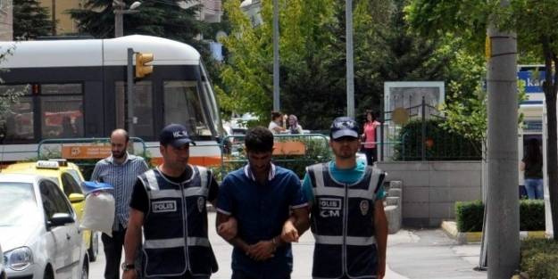 Eskişehir’de 2 Kilo 900 Gram Esrar Ele Geçirildi