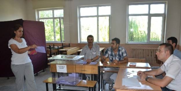 Kapaklı Belediye Başkanı Mandalı: "büyükyoncalı Sakinleri Teveccüh Gösterdiler"
