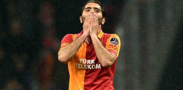 Hamit Altıntop Galatasaray'dan gidiyor