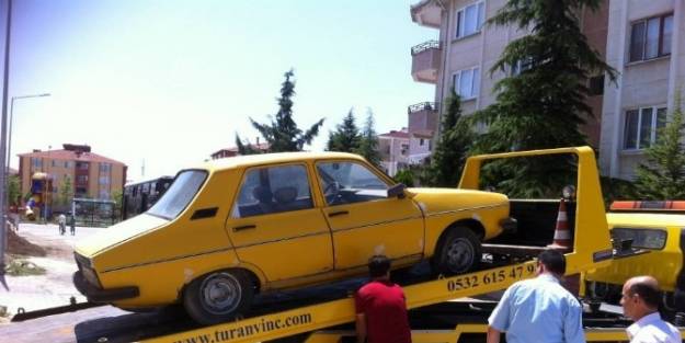 Kırklareli Belediyesi’nden Hurda Araç Operasyonu