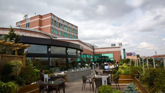 Dev AVM 'den kiralık ilanı!