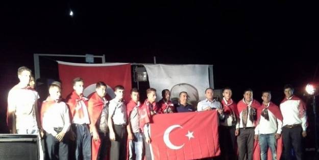 Köprübaşı'nda, Askere Gidecek Gençlere Uğurlama