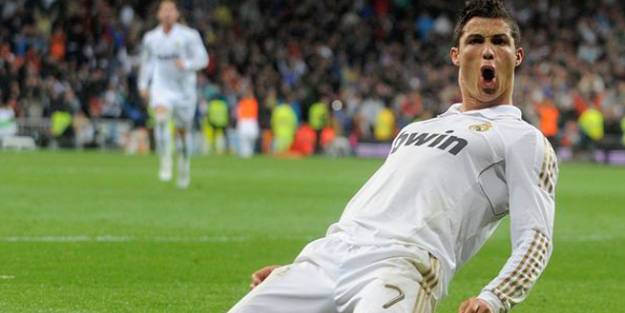 Ronaldo'dan otomobillerinin kaskosuna servet!