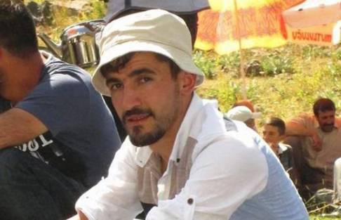 Telefonla konuşan adama yıldırım çarptı