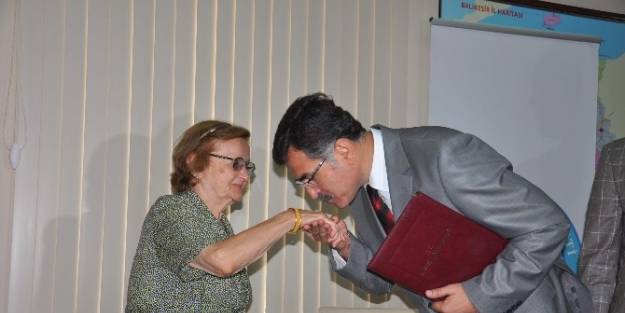 Hayırsever Nuran Oğuz'dan Yeni Okul