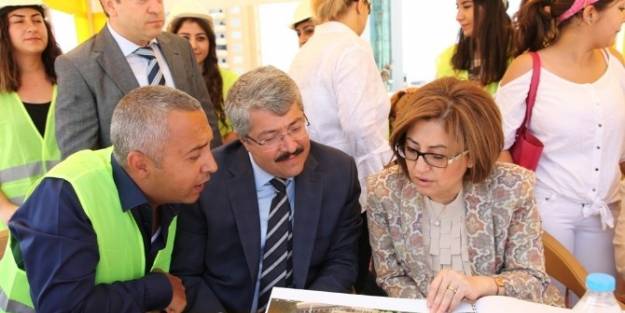 Başkan Şahin Güllüoğlu Kız Öğrenci Yurdu’nun Temel Atma Törenine Katıldı