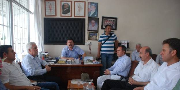 Ak Partili Yöneticiler İle Muhtarlar Kahta’nın Sorunlarını Tartıştı