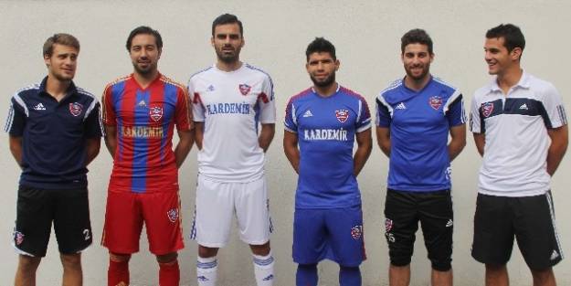 Kardemir Karabükspor Yeni Sezon Formalarını Tanıttı