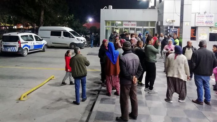 Otobüs terminalinde 'el bombası' paniği